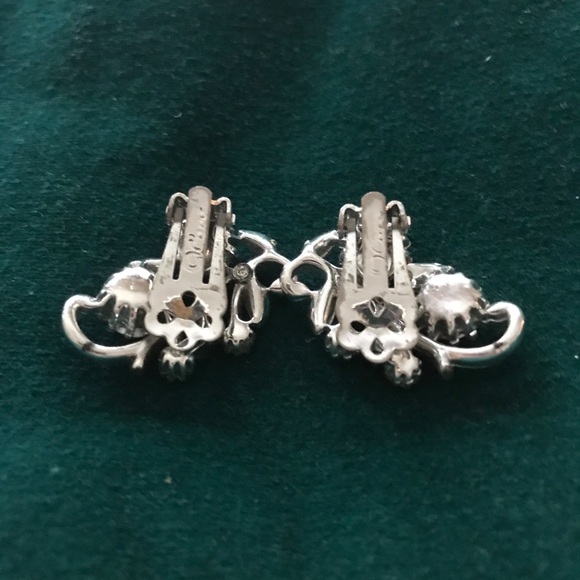 Vintage Coro Aurora Borealis clip back earrings. $100.00 - Picture 5 of 6